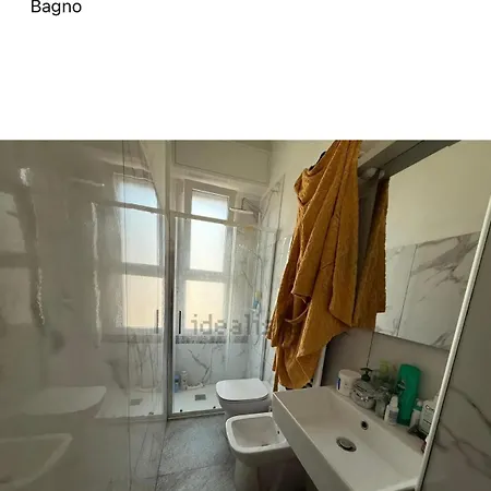 Apartment In Milan Via Lomellina- Not Disponible * Milan